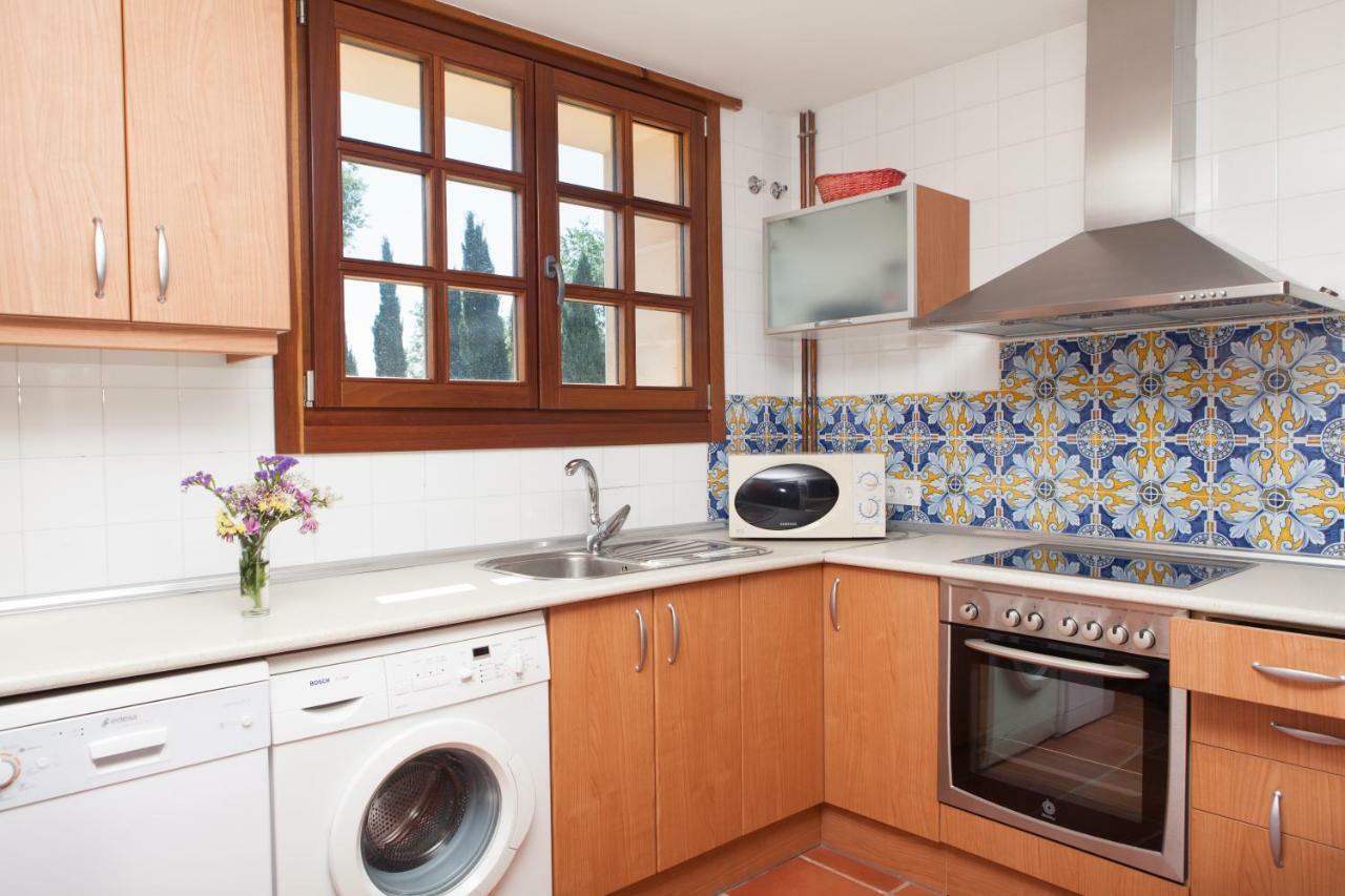 Ferienhaus Casas Olmo Y Fresno Jardin Y Piscina A 17 Kilometros De *